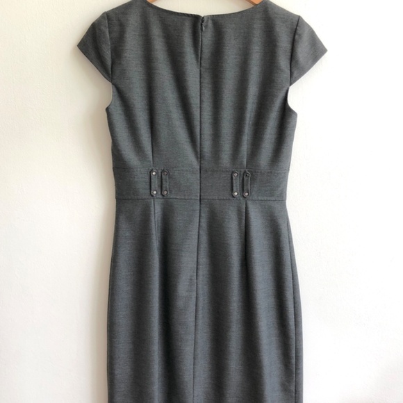 Tahari by Arthur S. Levine Belted Split Neck Sheath Dress - Size 4, gray - Picture 7 of 9